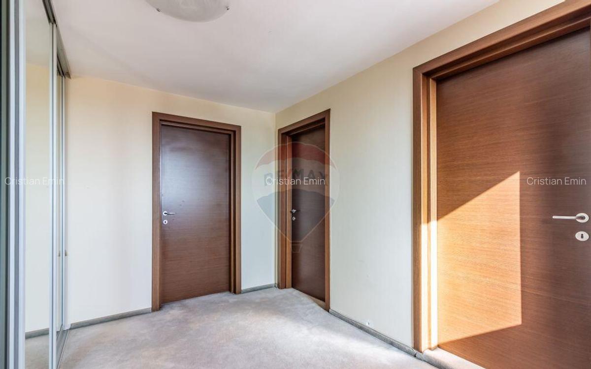 Vila 5 camere de vanzare langa lac SNAGOV / Club Snagov /... - 16