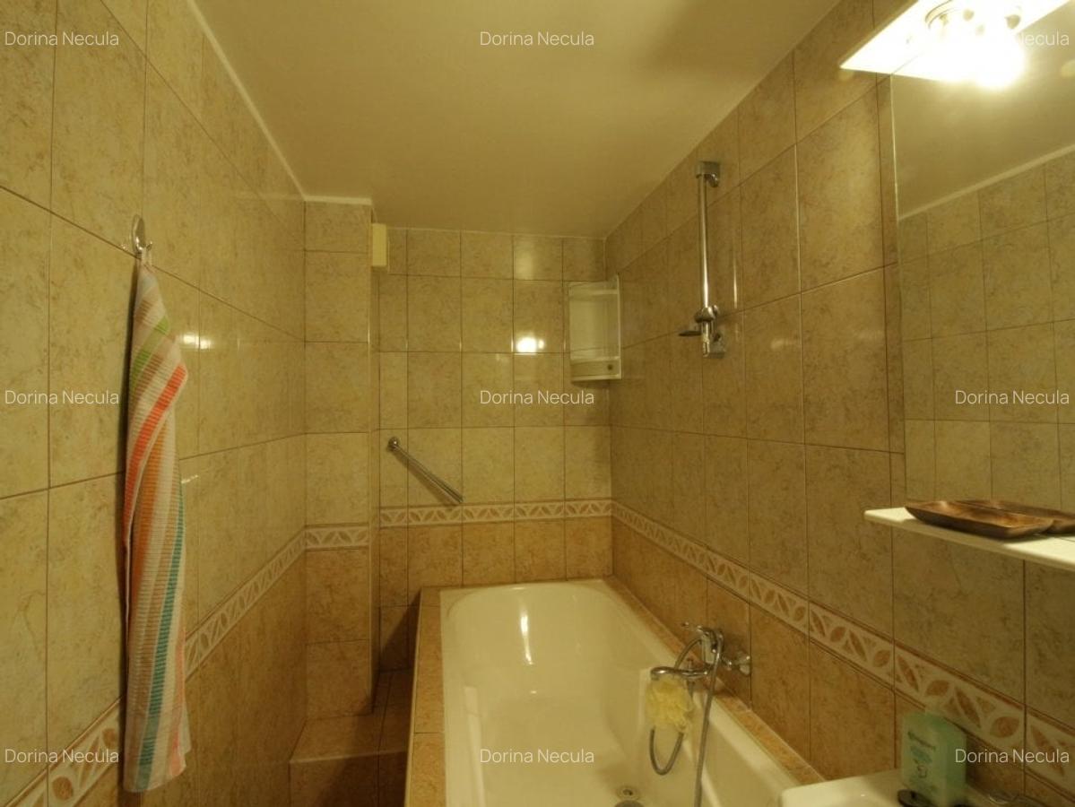 Mall Vitan - Foisorului, apartament 3 camere, 77 mp, decomandat, 2 bai, etaj 5/8 - 9