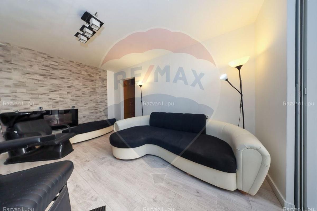 Spatiu comercial / birouri cu intrare separata din strada - 10