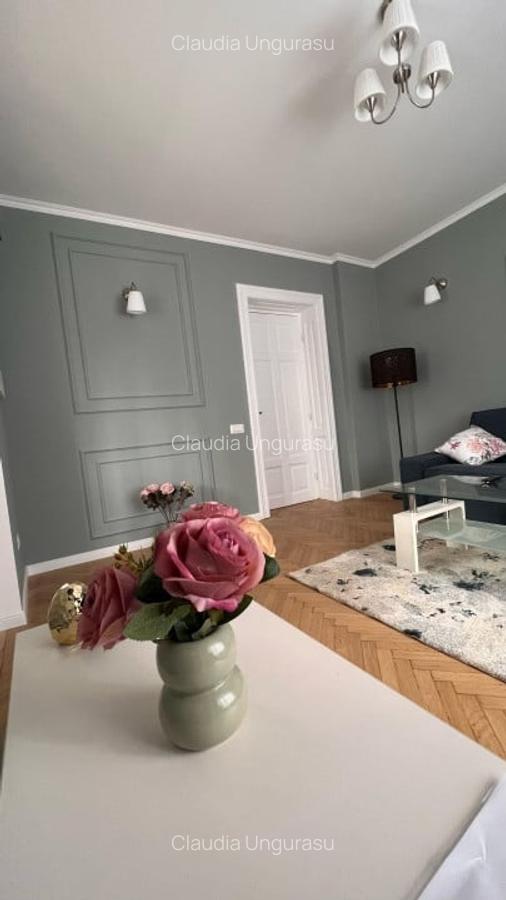 Vanzare apartament 3 camere, boxa garaj Cotroceni - 1