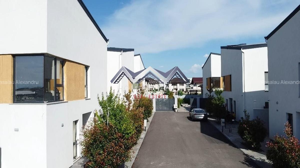 Casă nouă de vânzare lângă Pădurea Tunari - 5 camere, 306 mp teren - 2
