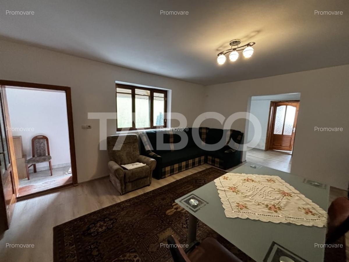 Casa individuala de vanzare renovata in 2024 Slimnic - 3