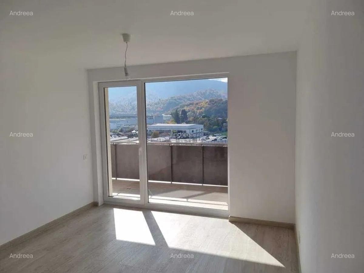 Apartament cu 3 camere decomandat în Astra - 4