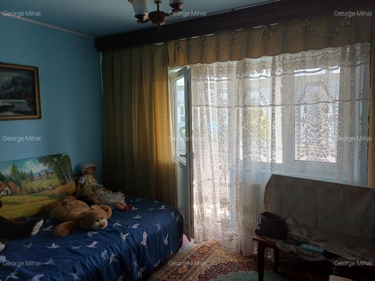 Vand apartament 3 camere decomandat, Giurgiu - 2