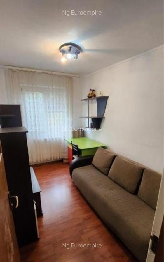 Apartament 3 camere de vanzare Tomis Nord - 2