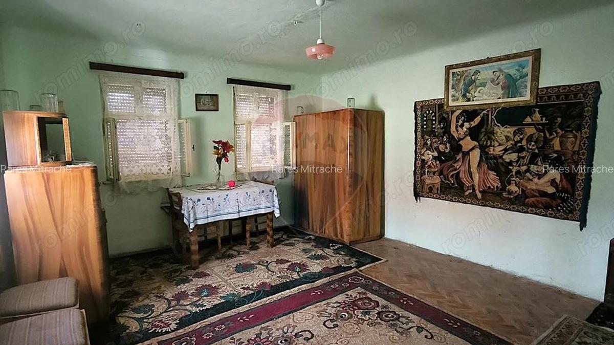 Casa la ?ara in Transilvania - sat sasesc Paucea, jud. Sibiu - 5