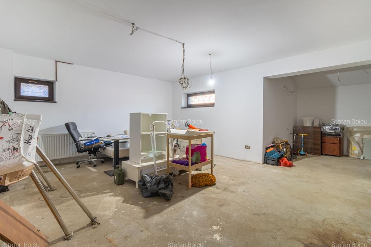 Vila cu piscina si garaj - 6 dormitoare - Pantelimon - 48