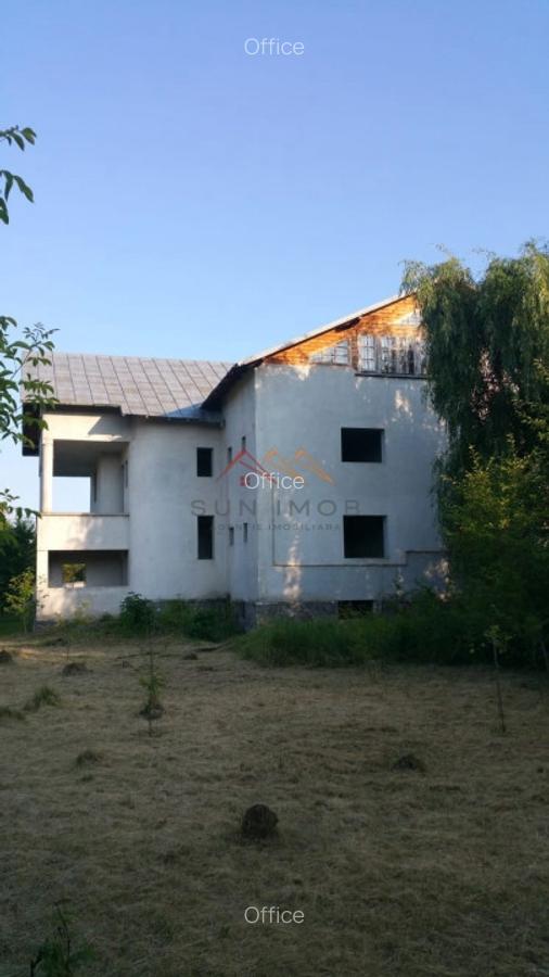 Vila D+P+E+M, teren 1950 mp, suprafata utila 621 mp, Campina, Prahova - 1