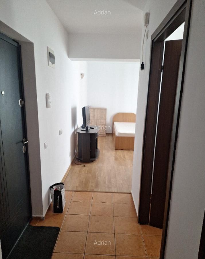 Ofer spre inchiriere garsoniera Zamca bloc 31 Suceava - 3