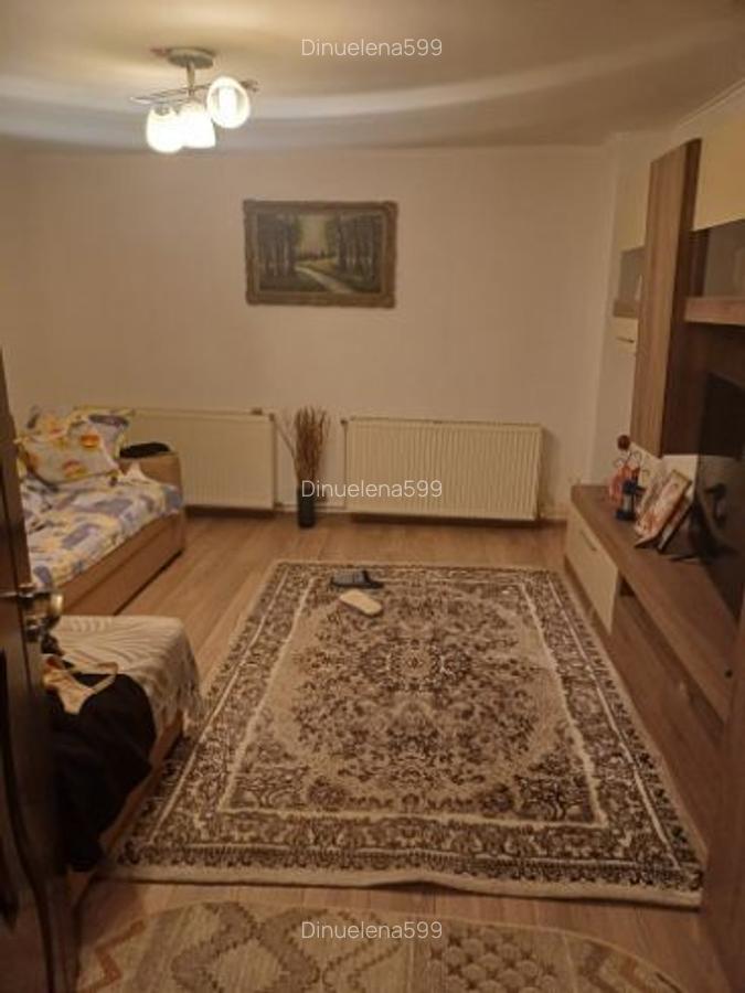 Casa de vanzare la piata Giulesti - 1