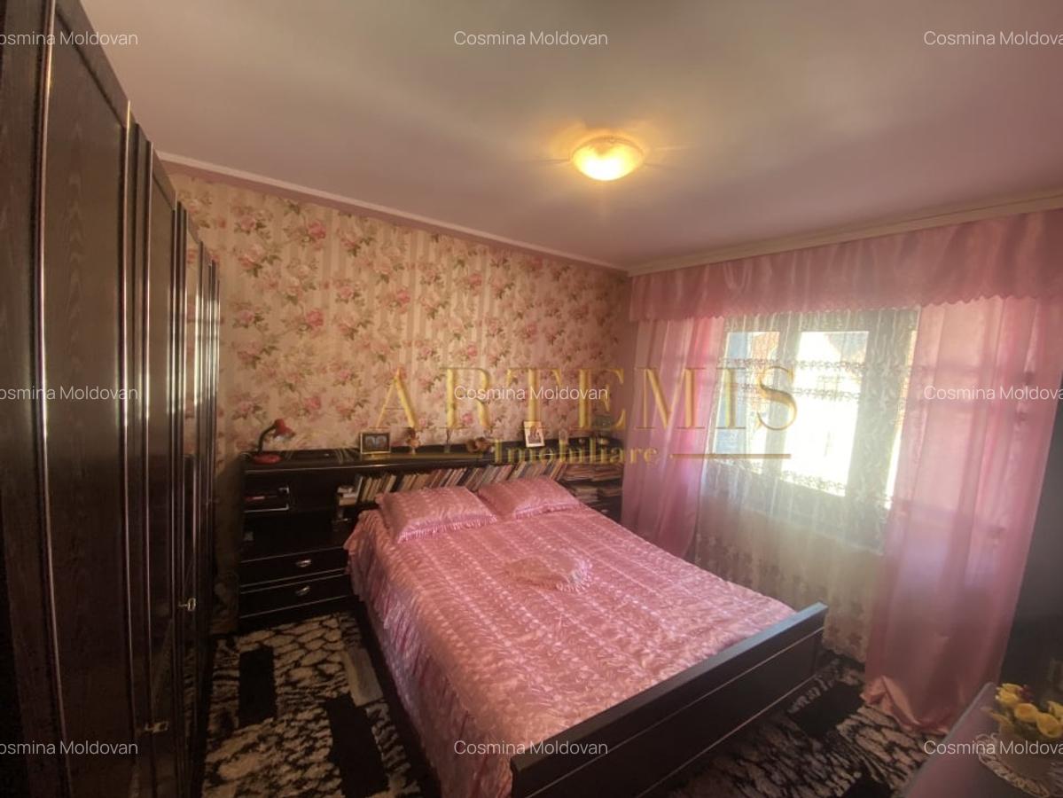 Apartament de 2 camere, decomandat, 57 mp., zona Subcetate - 2