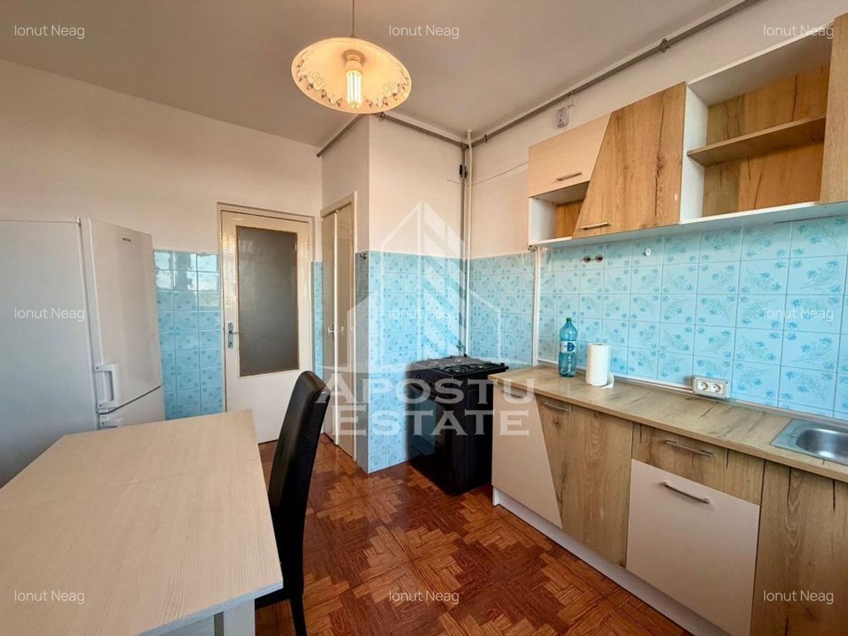 Apartament 3 camere, centrala proprie, zona Centrala - 9