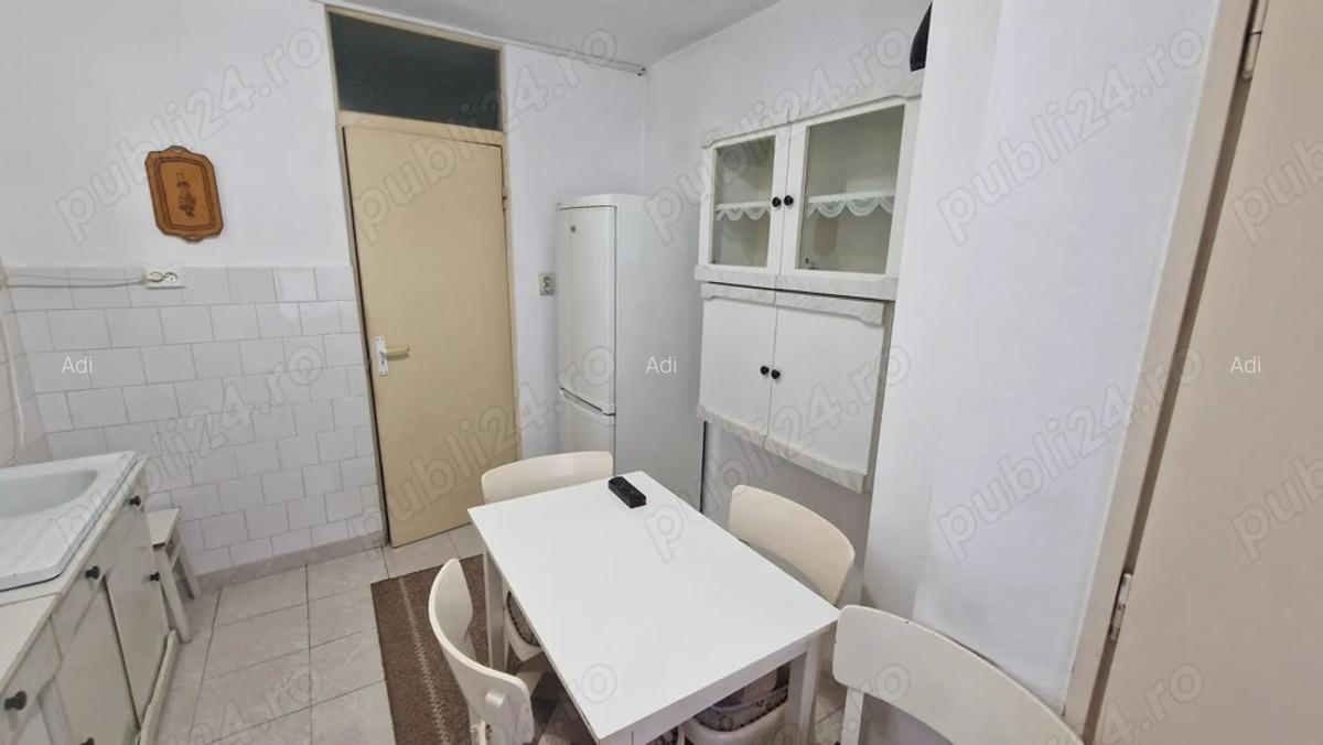 Aradului Vest - 4 Camere - Decomandat - Etaj intermediar - 4