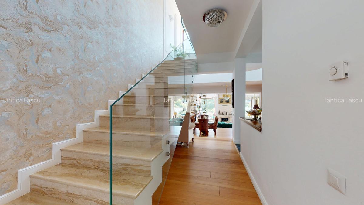 Imobil  de lux pe malul lacului cu ponton, complet mobilat si utilat - 20