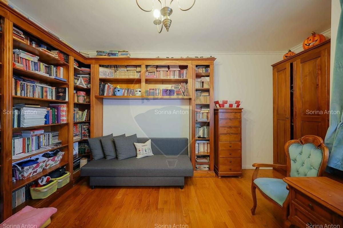 Casa / Vila cu 5 camere de vanzare in zona Dealuri Oradea - 11