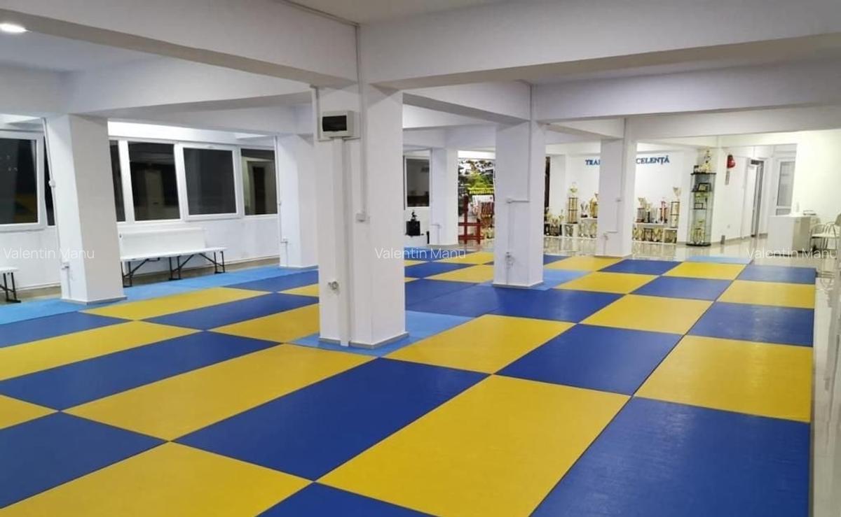 Birou, 650 mp în Ultracentral - 3