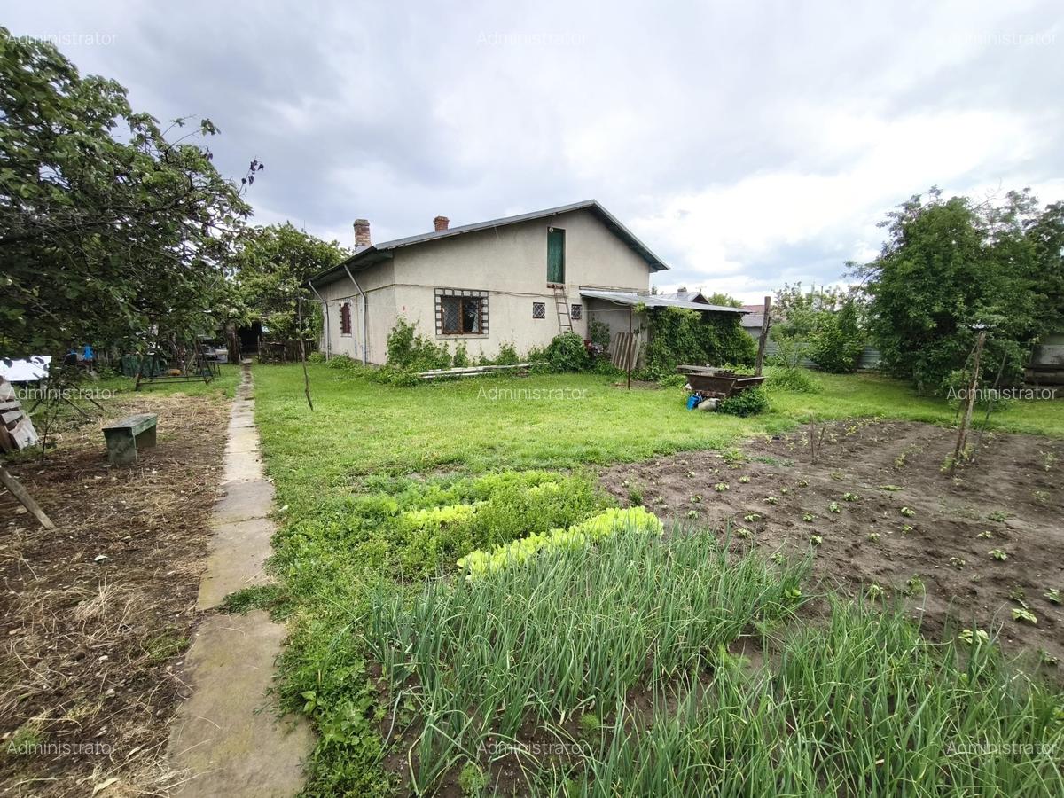 Casă cu 4 camere în Brazii de Sus - 13