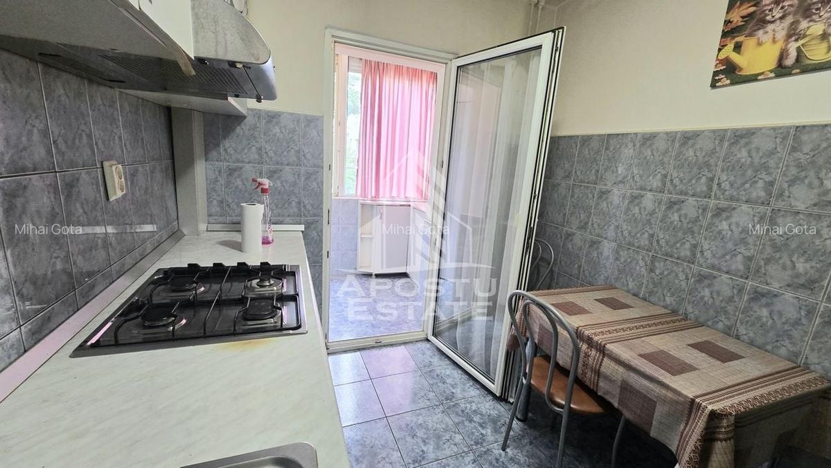 Apartament cu 2 camere, etaj intermediar, decomandat, zona Lipovei - 5