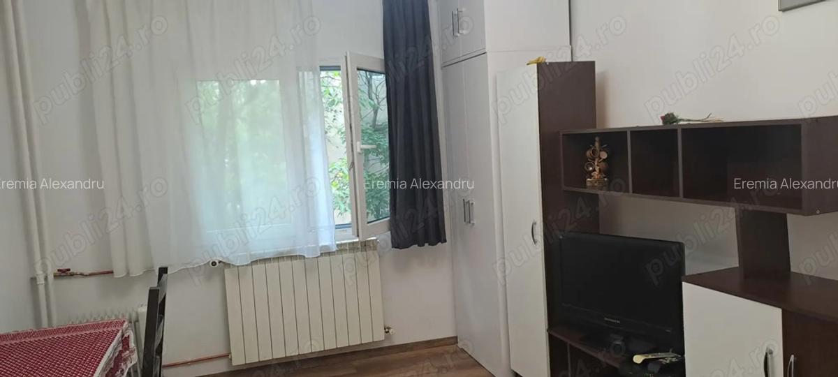 Proprietar inchiriez garsoniera in zona linistita, Tei - 9