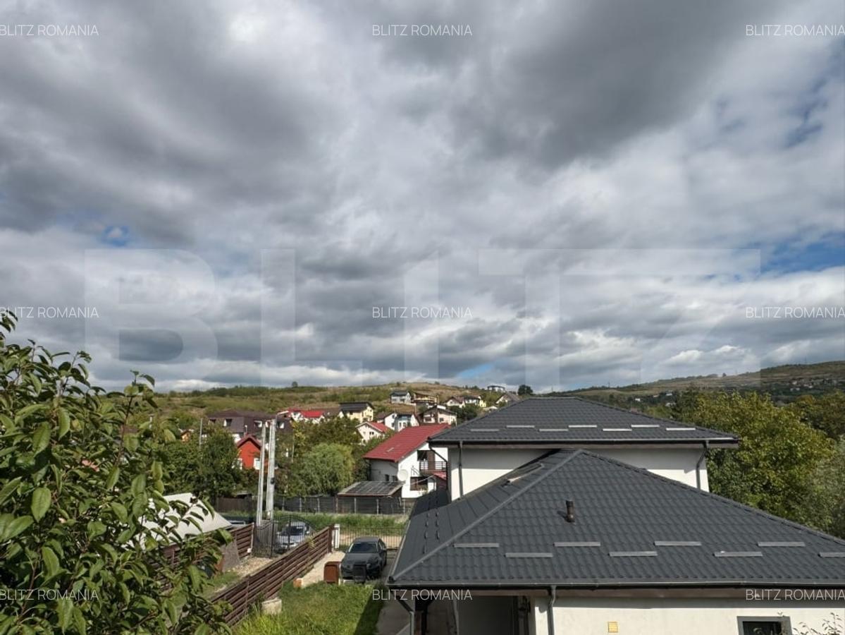 Casa pe 4 nivele, 11 camere, 366mp utili, zona Bucium - 1