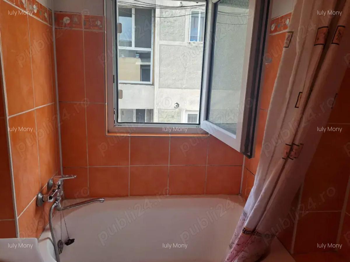 Vand 2 camere zona Viaduct - 3