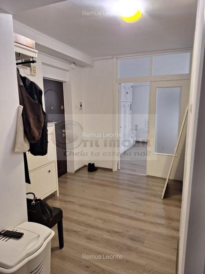 Apartament 2 cam decomandat- Bld. Poitiers- 115.000 euro - 9