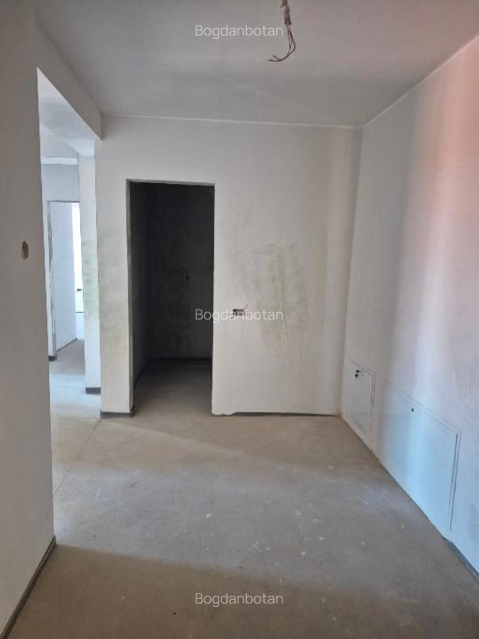 Apartament 3 camere, ultracentral, Oradea, strada Avram Iancu - 5