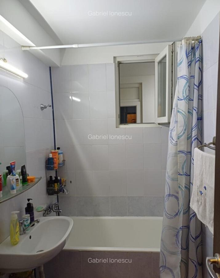 Obor, Sos. Mihai Bravu - 9