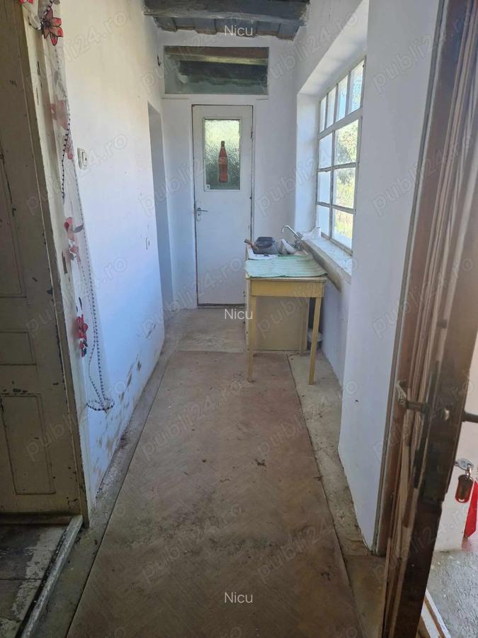 Casa la tara 40 km de Oradea - 1