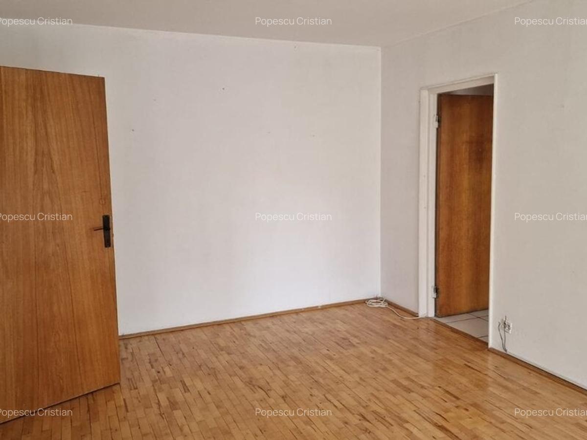 Titan,C-tin  Brancusi, Nicolae Grigorescu, Parc I.O.R - 3