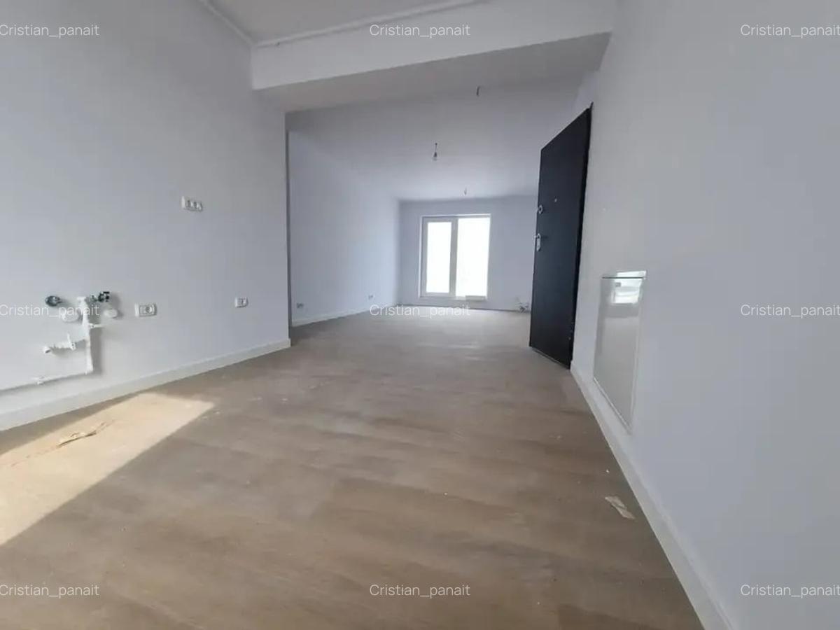 Apartament cu 3 camere decomandat în Dristor - 12