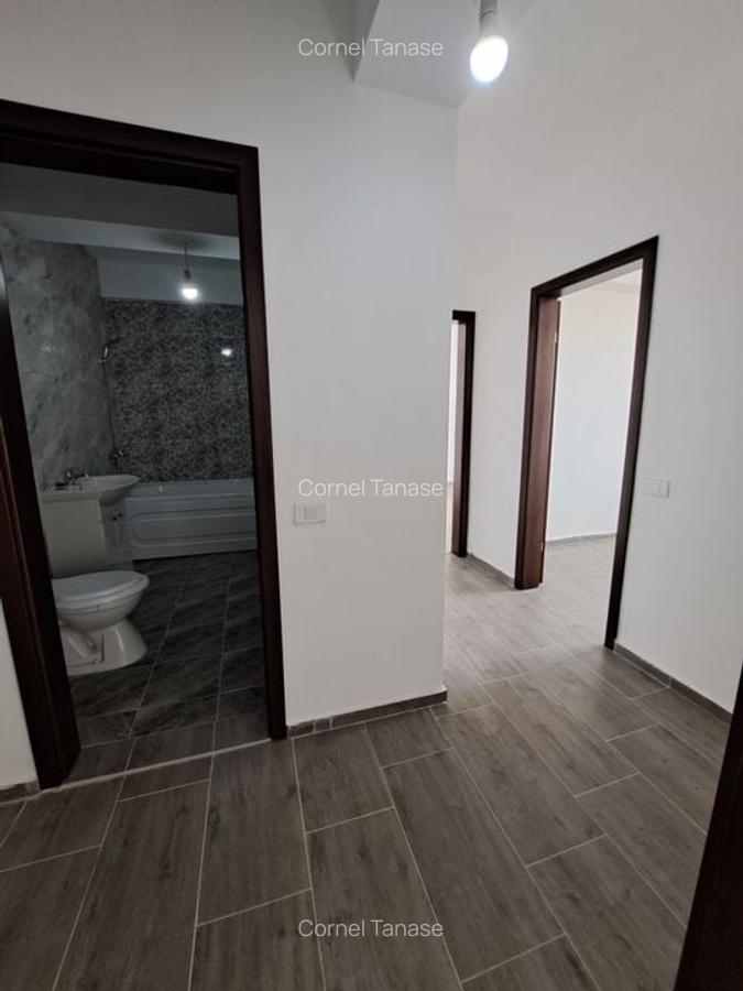 Apartament cu 2 camere decomandat în Titan - 10