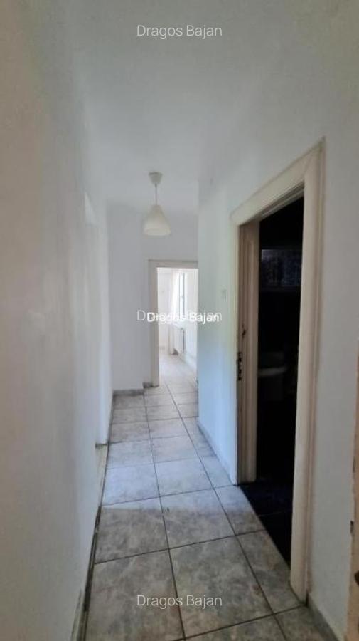 Apartament in vila // 120 mp // decomandat - 14