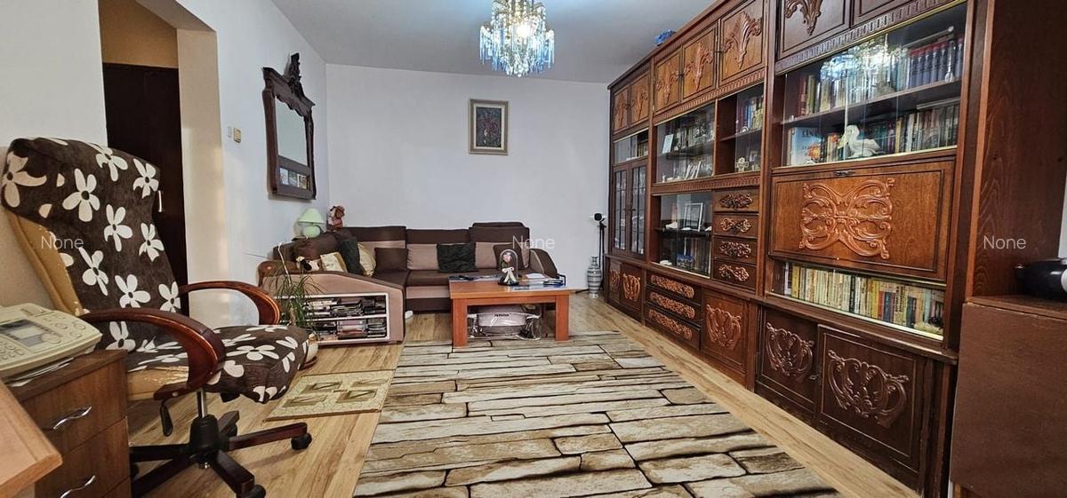 Vanzare 2 Camere Gata de Mutare Tineretului! - 1