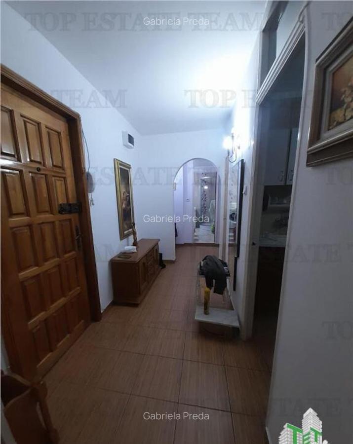 Bulevardul Decebal-Voronet-in exclusivitate 2 camere - 14