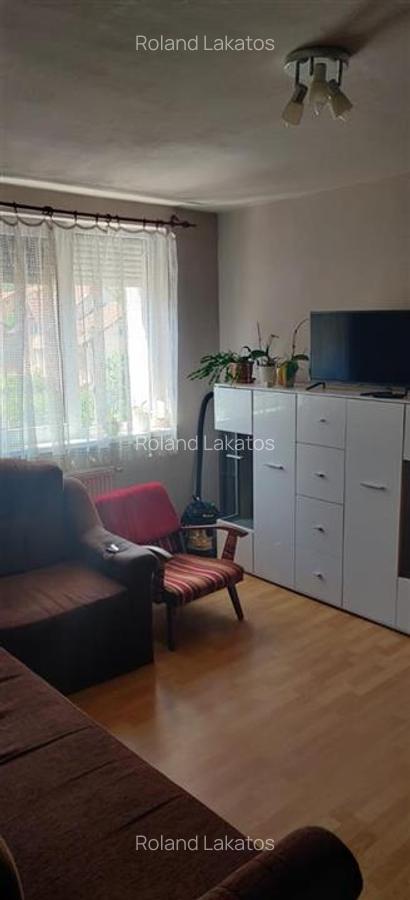 RECO . APARTAMENT 2 CAMERE DE INCHIRIAT . - 4