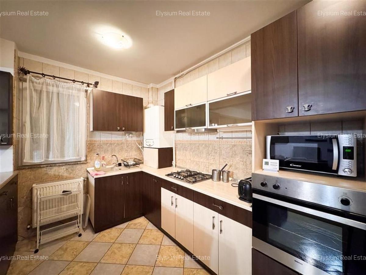 Apartament de vanzare 3 camere Stefan cel Mare - 11