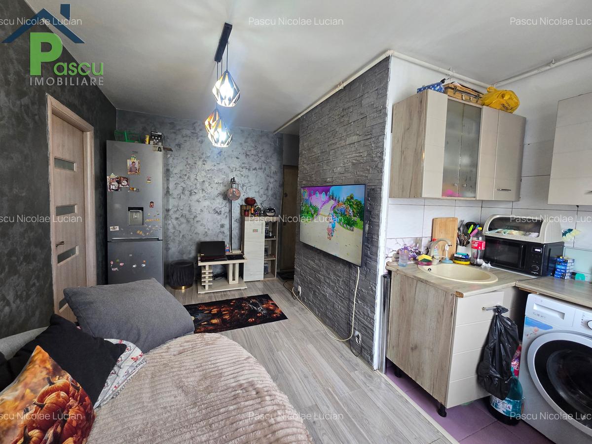 2 camere Eroii Revolutiei, metrou, Caporal Usurelu, 30 mpu, etaj 2, mobilat - 4