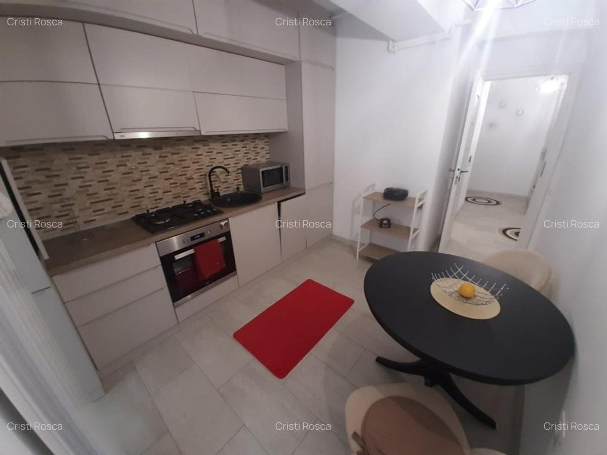 BLOC NOU-CAMPUS-APARTAMENT 2 CAMERE MOBILAT ETAJ 1 - 8