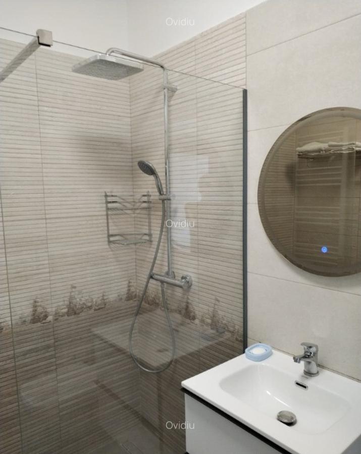Apartament 2 cam vedere panoramica Mamaia Nord Building Stefan Lake II - 15
