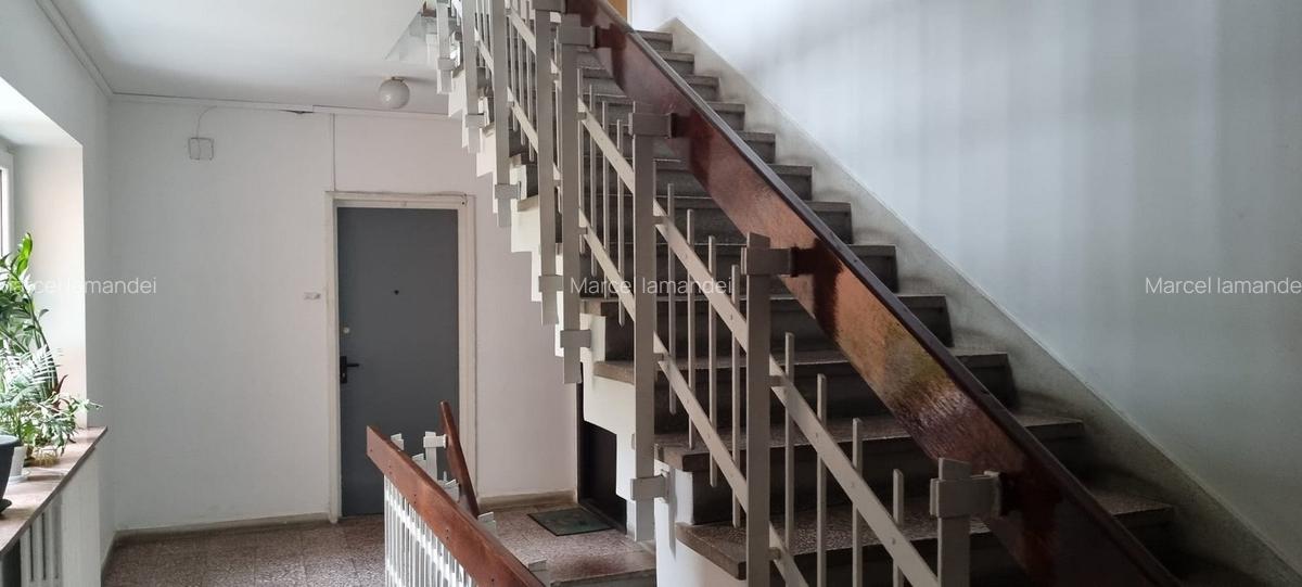 Construcție unică, rezistentă și sigură – apartament 3 camere lângă AFI Cotrocen - 24 Construcție unică, rezistentă și sigură – apartament 3 camere lângă AFI Cotrocen - 24