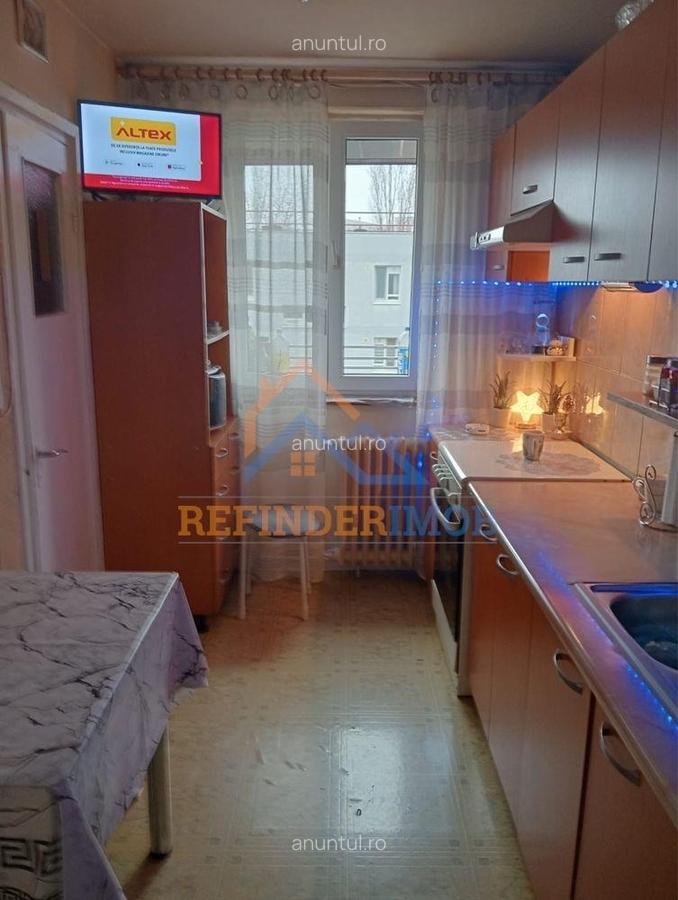Titan, Ozana apartament 3 camere de vanzare - 6