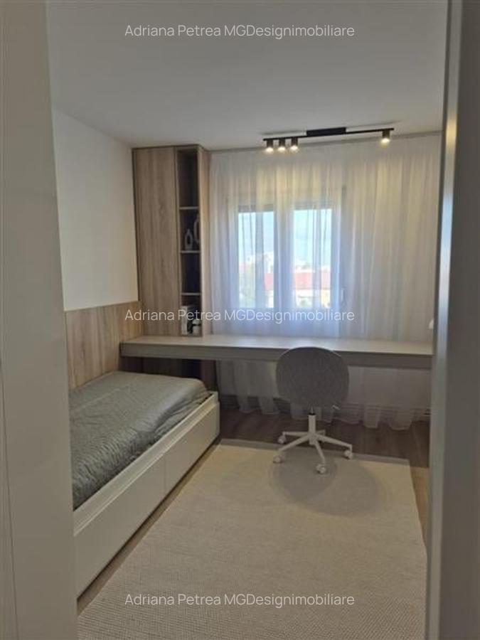 Apartament cu 3 camere semidecomandat, mobilat în Circumvalațiunii - 19