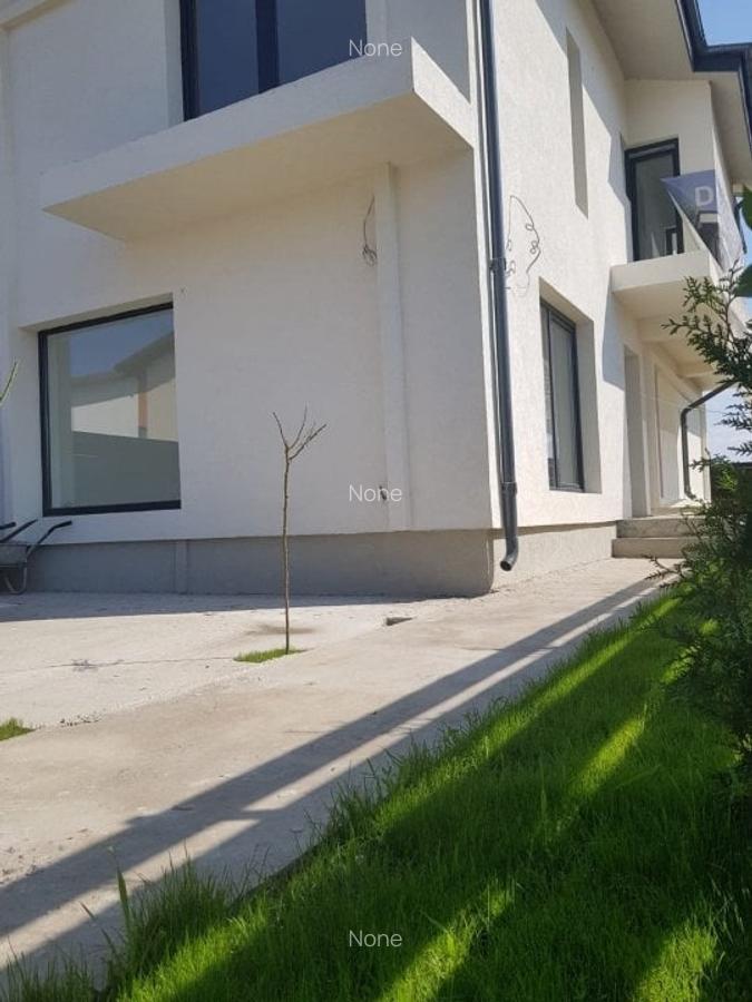 Casă cu 5 camere în Otopeni - 4