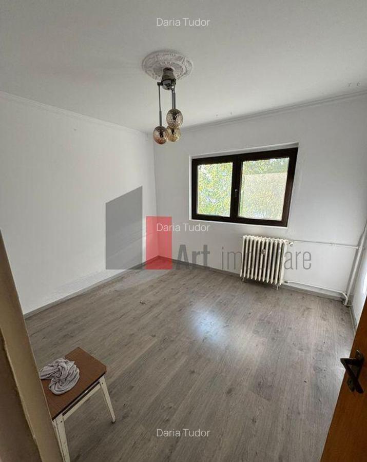 De vanzare Apartament 3 camere, Sector 4 - 4 De vanzare Apartament 3 camere, Sector 4 - 4