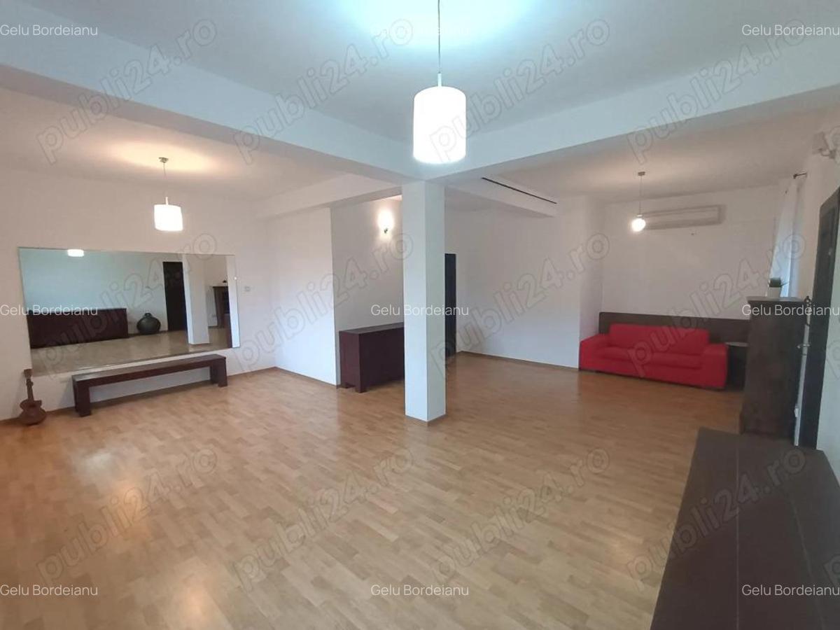 Duplex in vila, central, 180 mp - 3