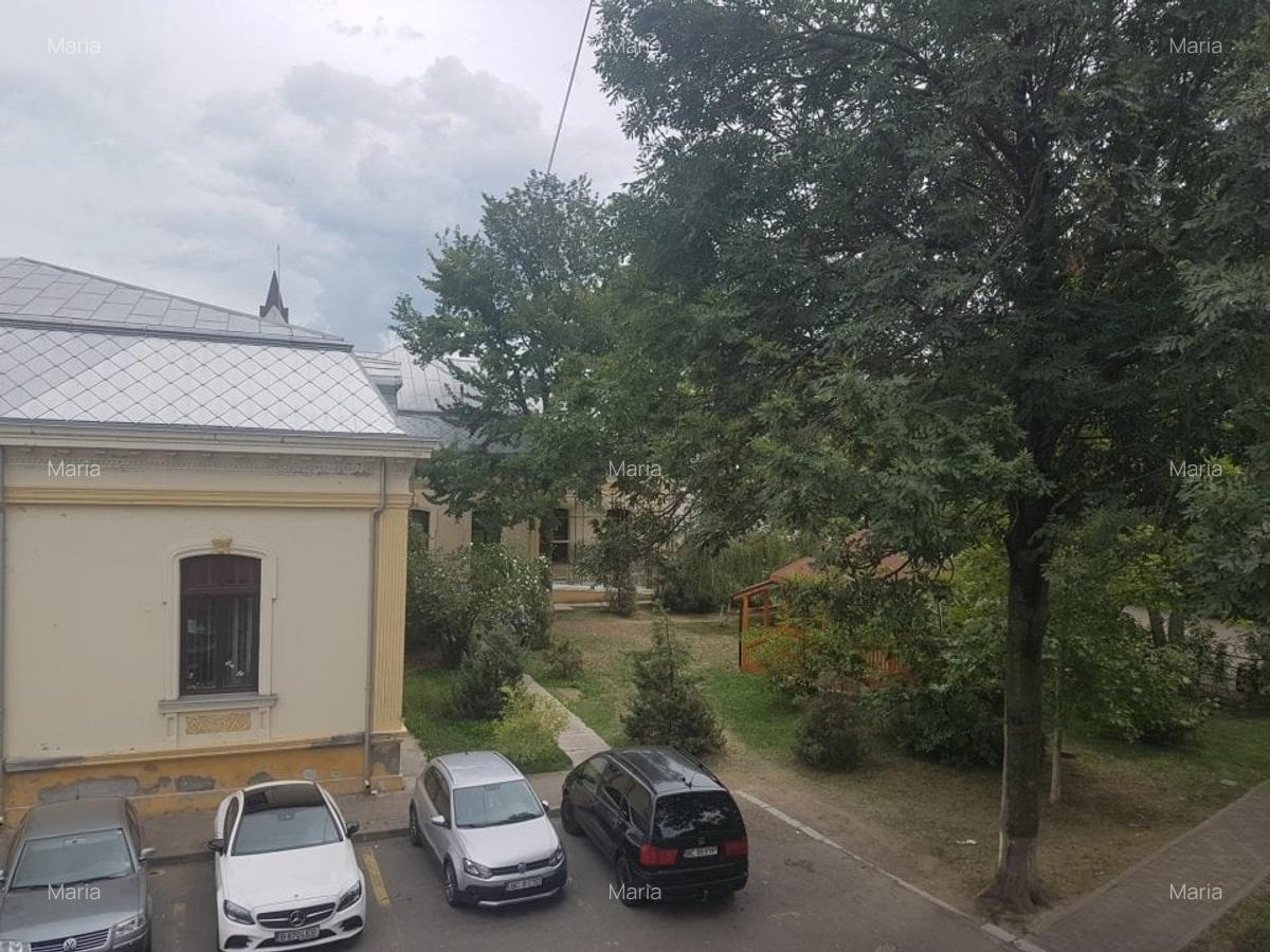 Apartament doua camere etaj unu, mobilat si utilat complet central, prin Ravirom - 16
