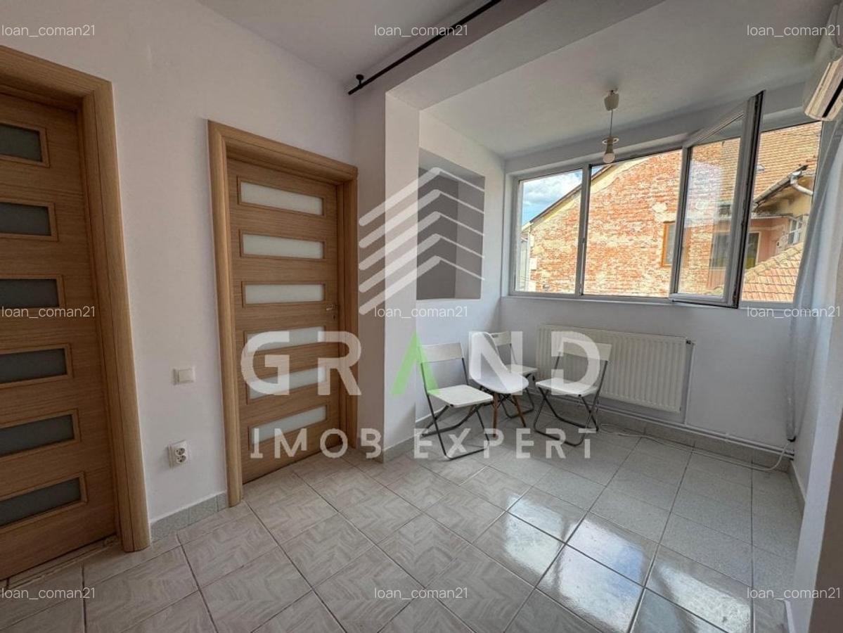 Inchiriere casa-zona centrala,Str. Caracal | 280 m? utili | Parcare asigurata - 18