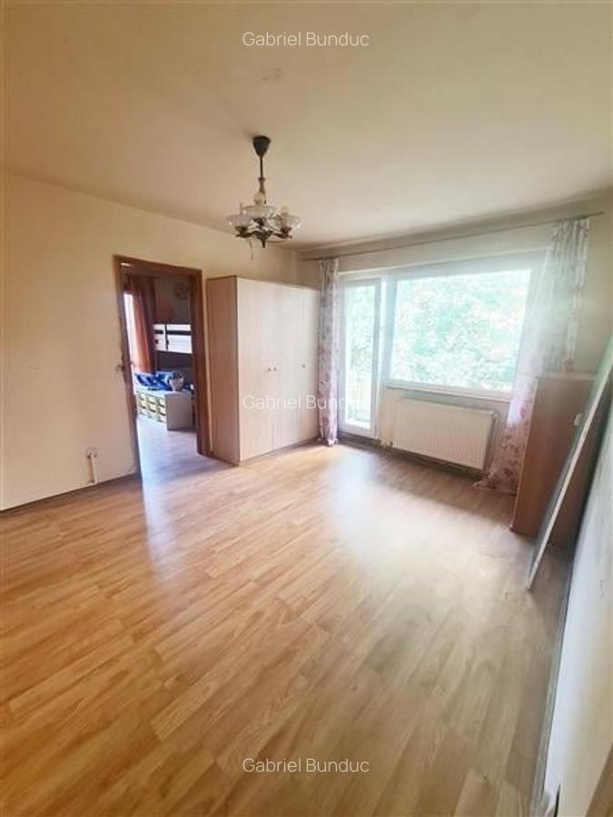Apartament cu 3 camere semidecomandat în Astra - 8