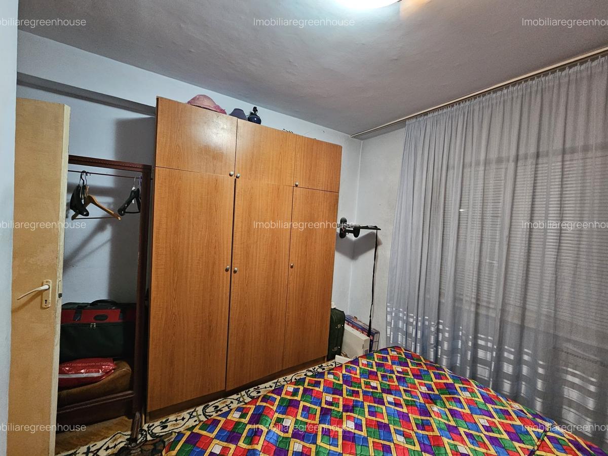 Apartament 4 camere, etaj 2 zona Ion Creanga - 5